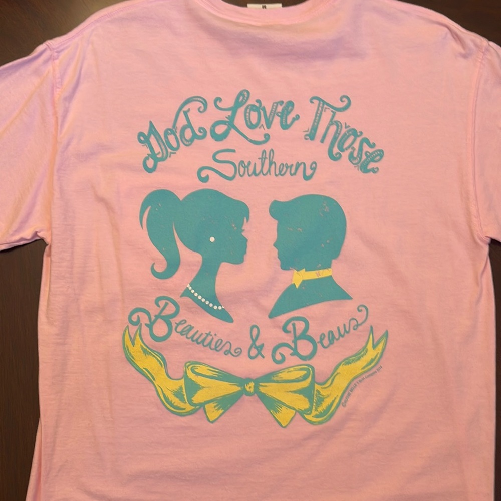 Womens pink t -shirt size M
